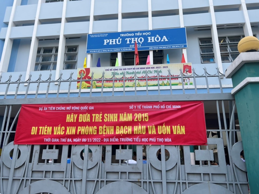 TRUNG TÂM Y TẾ QUẬN TÂN BÌNH TRIỂN KHAI TIÊM VẮC XIN UỐN VÁN – BẠCH HẦU GIẢM LIỀU (Td) NĂM 2022